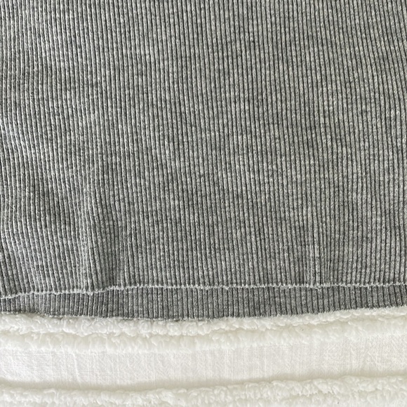 Gray Ribbed Dress - Picture 5 of 9